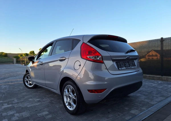Ford Fiesta cena 23900 przebieg: 182000, rok produkcji 2012 z Mrocza małe 191